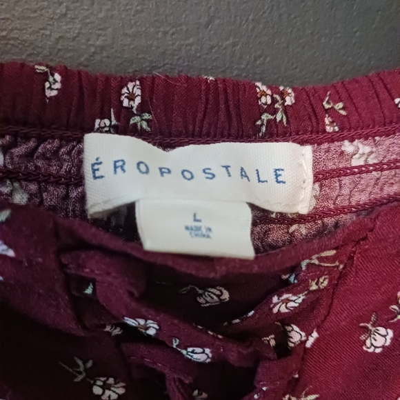 AEROPOSTALE LARGE WOMEN'S BURGUNDY LONG SLEEVE FLORAL SUMMER TOP - Picture 3 of 3